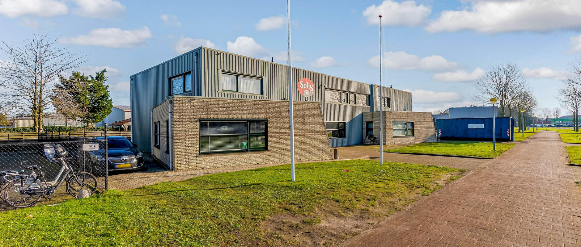 Woning te koop aan de Zuiveringweg 90 te Lelystad