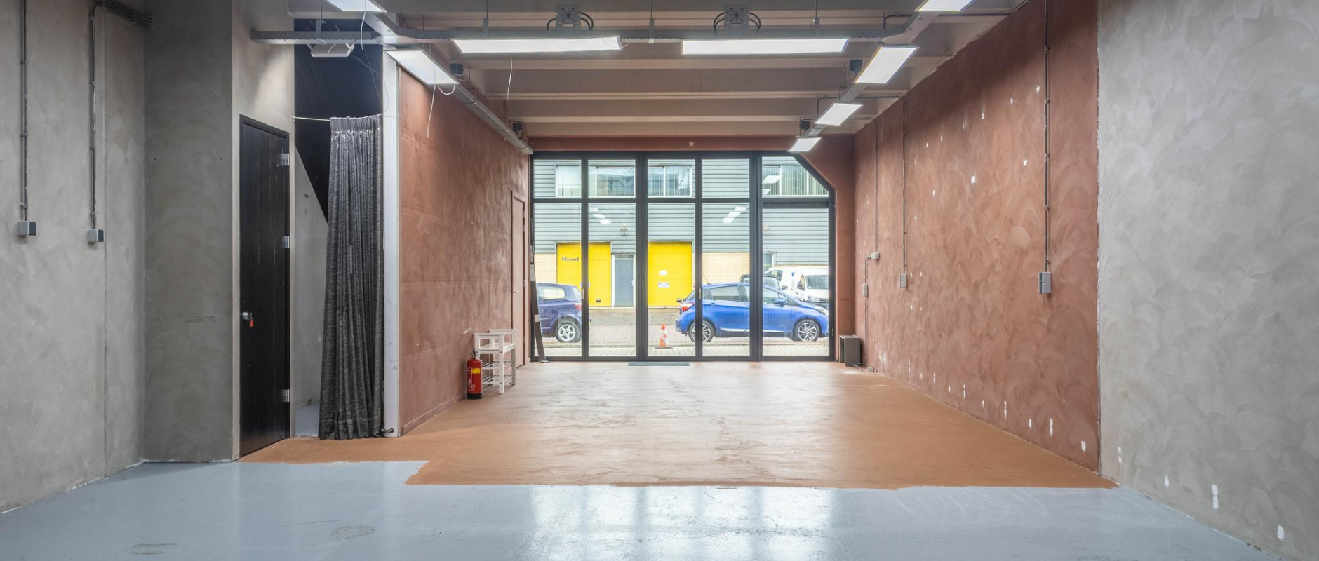 Woning te koop aan de Verrijn Stuartweg 1B te Diemen
